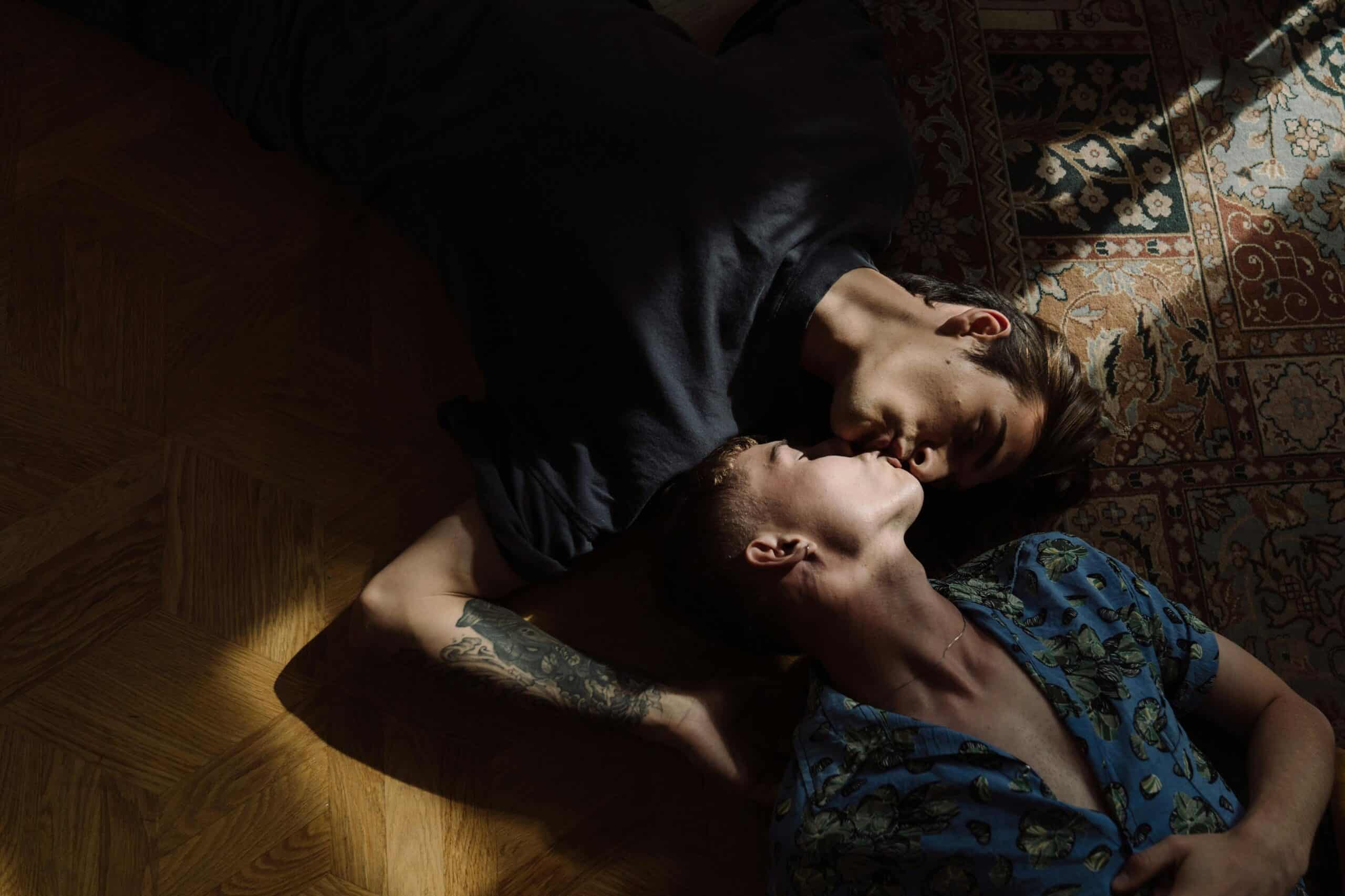 What to Look For in the Best Gay Social Media App: Essential Features for a Top-Tier Experience